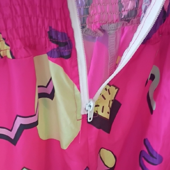 VTG 🩷Colorful Geometric Jumpsuit - Picture 6 of 6